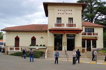 Montauban / Saint-Antonin-Noble-Val 22.- 26.05.2014 - Gouffre de Padric am 23.05.2014 (002)