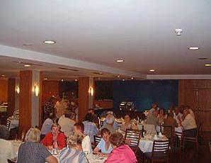 Madrid 05.- 09.10.2006 - Abendessen im Hotel am 07.10.2006 (001)