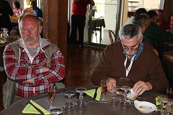 Montauban / Saint-Antonin-Noble-Val 22.- 26.05.2014 - Mittagessen im Hotel R�sidence Alix
am 23.05.2014 (004)